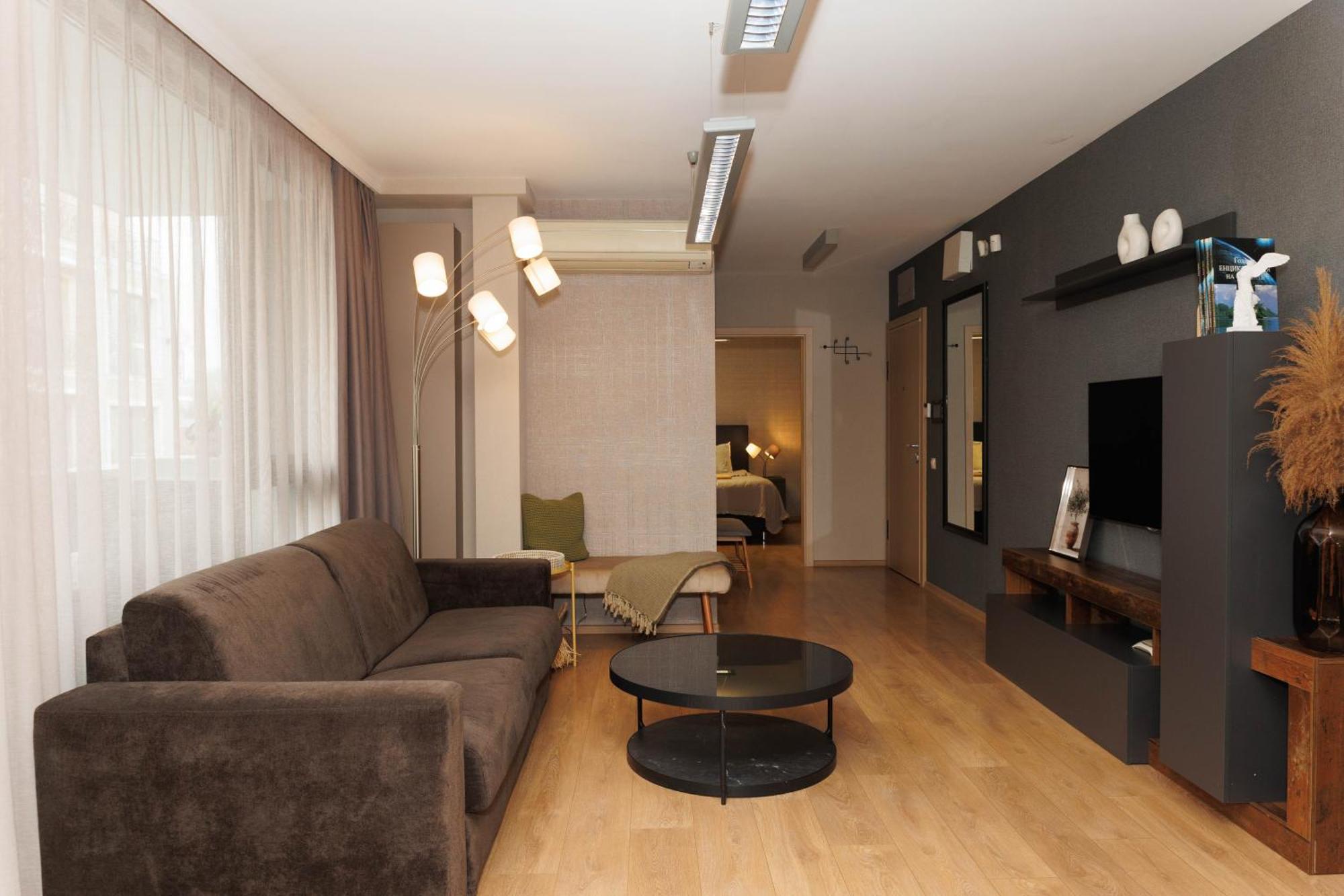 City Center Apartments With Parking 플로브디프 외부 사진